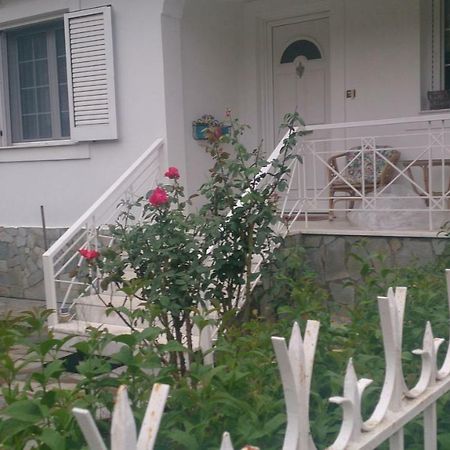 Eleni'S Village Relaxation Home Edipsos Exterior foto